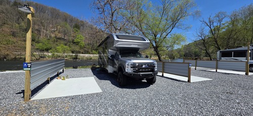 River RV Spaces